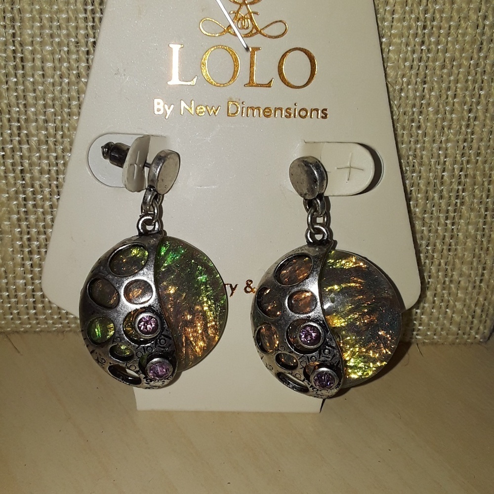 NWT LoLo Glass/metal earrings‎